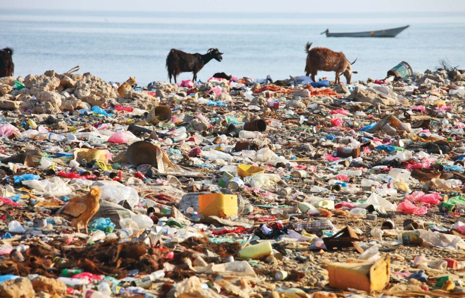 Daha fakir ülkelere atılan plastik atıklarla mücadele için 1 ocak kararları!